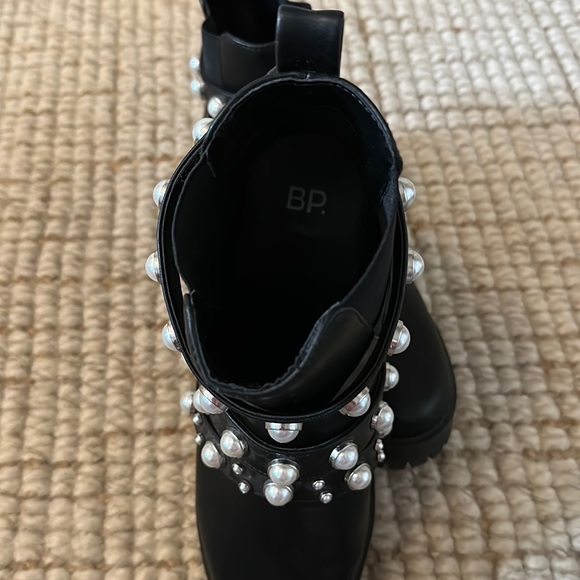 BP. Kora 2 Lug Chelsea Boot Size US 9.5M - Picture 3 of 4